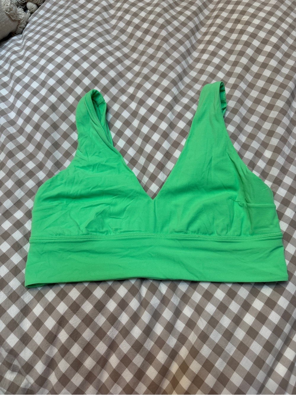 lululemon athletica V neck Bright Green Wireless Bra